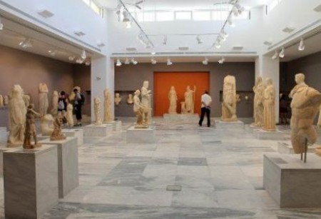  3) Αρχαιολογικό Μουσείο Ηρακλείου 